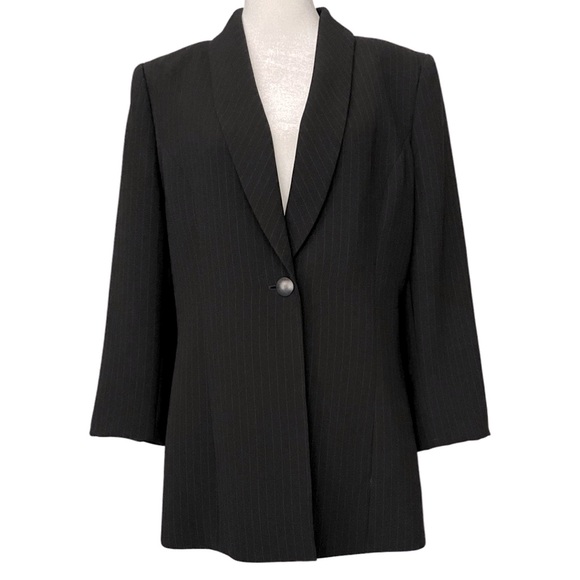 Marc New York Jackets & Blazers - Marc New York black power blazer women’s
